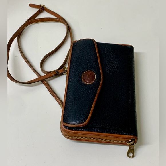 Vtg 2 Tone Pebbled All Weather Leather Dooney Bourke Cross Body Bag Purse - Picture 4 of 16